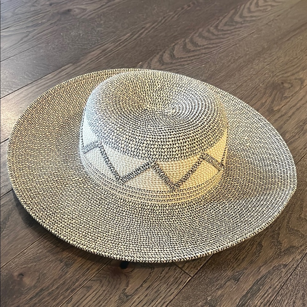 Coldwater Creek Womens Packable Sun Hat One Size Paper Straw Vacation